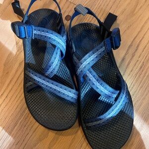 Boys chacos- size 5